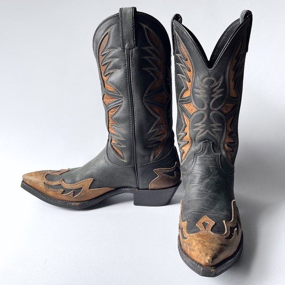 Code West Other - Vintage Size 9 1/2 Code West Mens Cowboy Boots Matte Distressed Leather